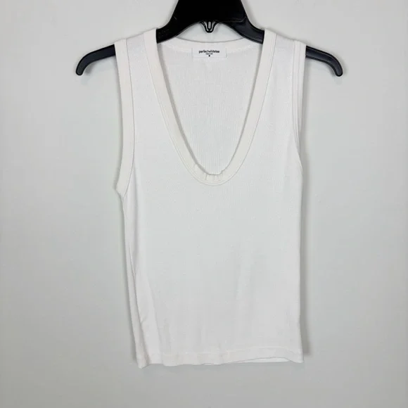 Perfectwhitetee Jordan U Neck Ribbed Tank Size M - Picture 3 of 10